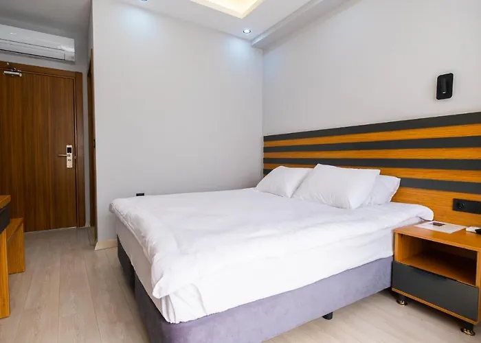 Hotel Life 3*