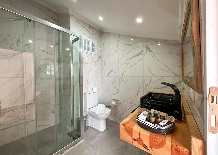 Life Hotel